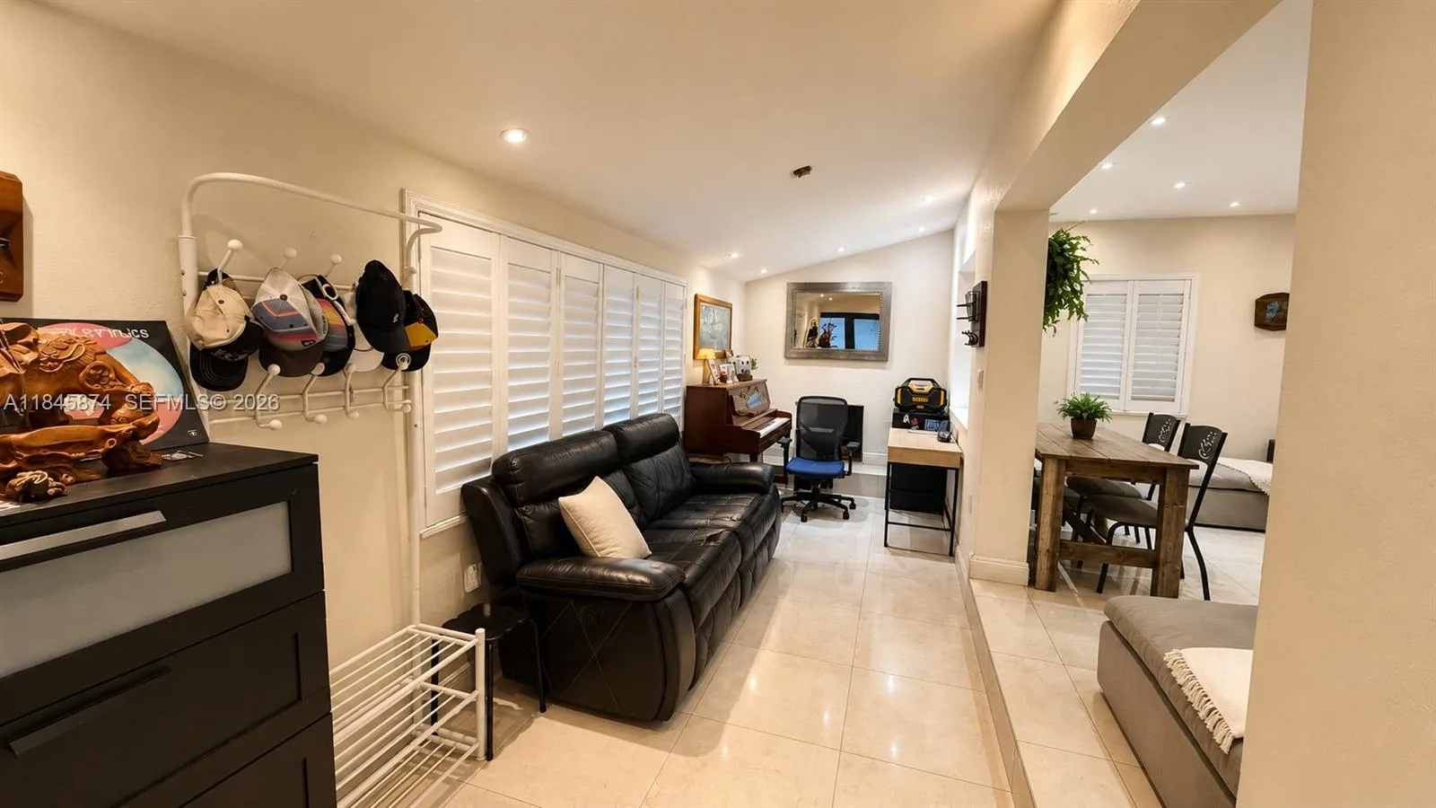 117 W 34th St, Hialeah, FL 33012 photo 4