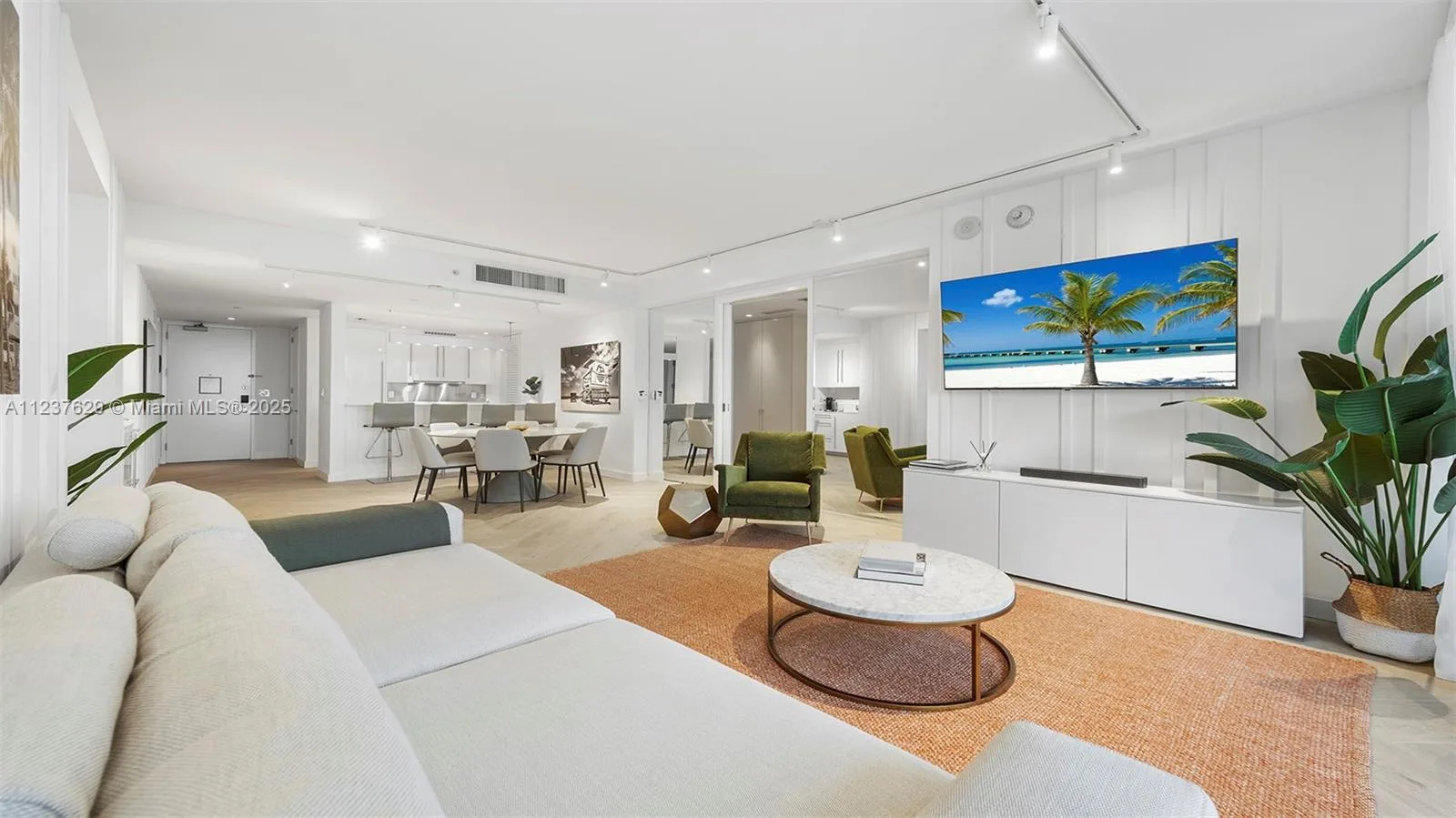 2201 Collins Ave # 804, Miami Beach, FL 33139 photo 8