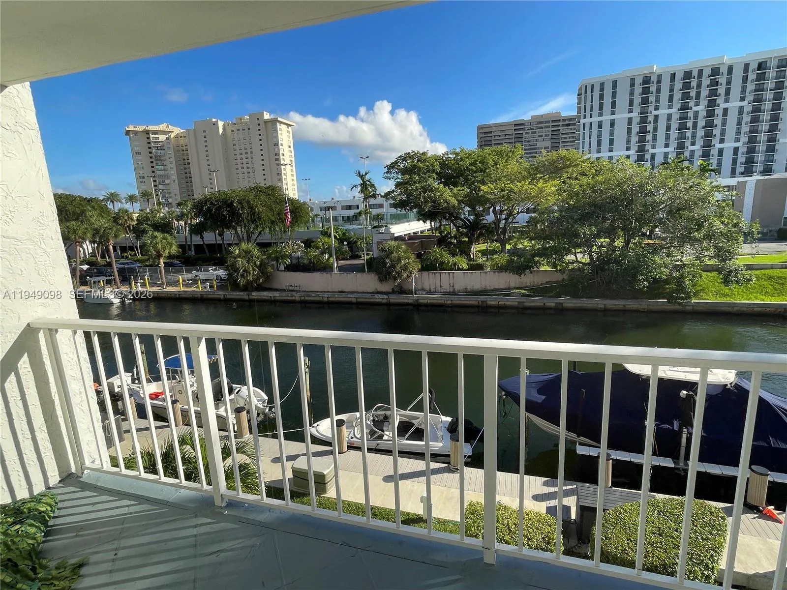 1650 NE 115th St # 311, Miami, FL 33181 photo 9