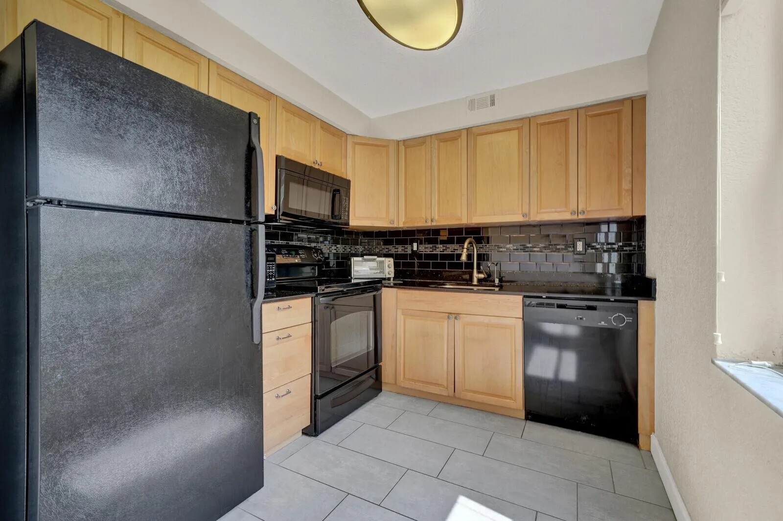 742 Normandy P, Delray Beach, FL 33484 photo 9