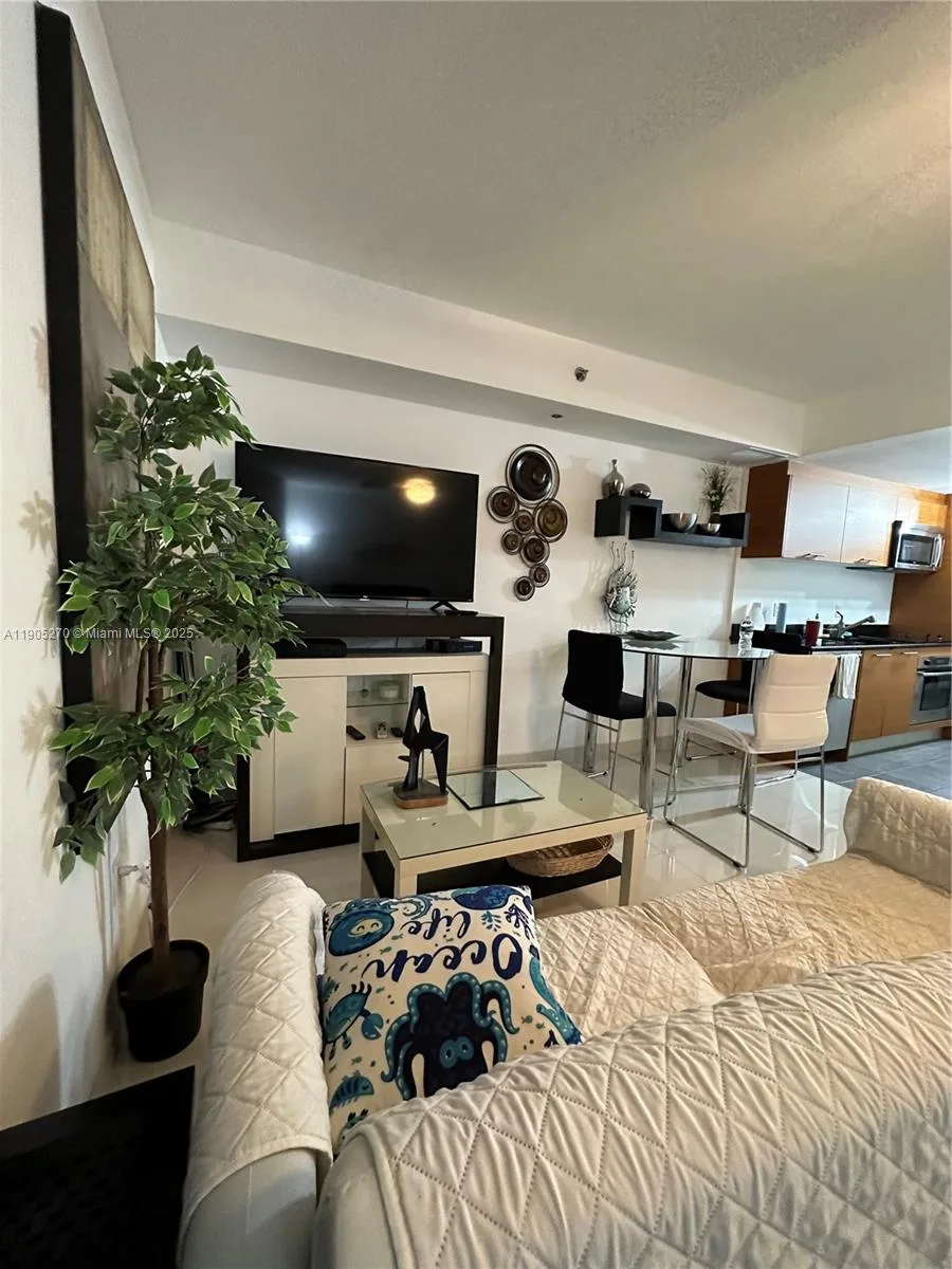 50 Biscayne Blvd # 1809, Miami, FL 33132 photo 8
