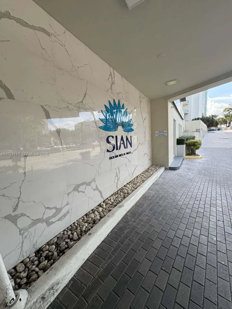 4001 S Ocean Dr # 10D, Hollywood, FL 33019 photo 2
