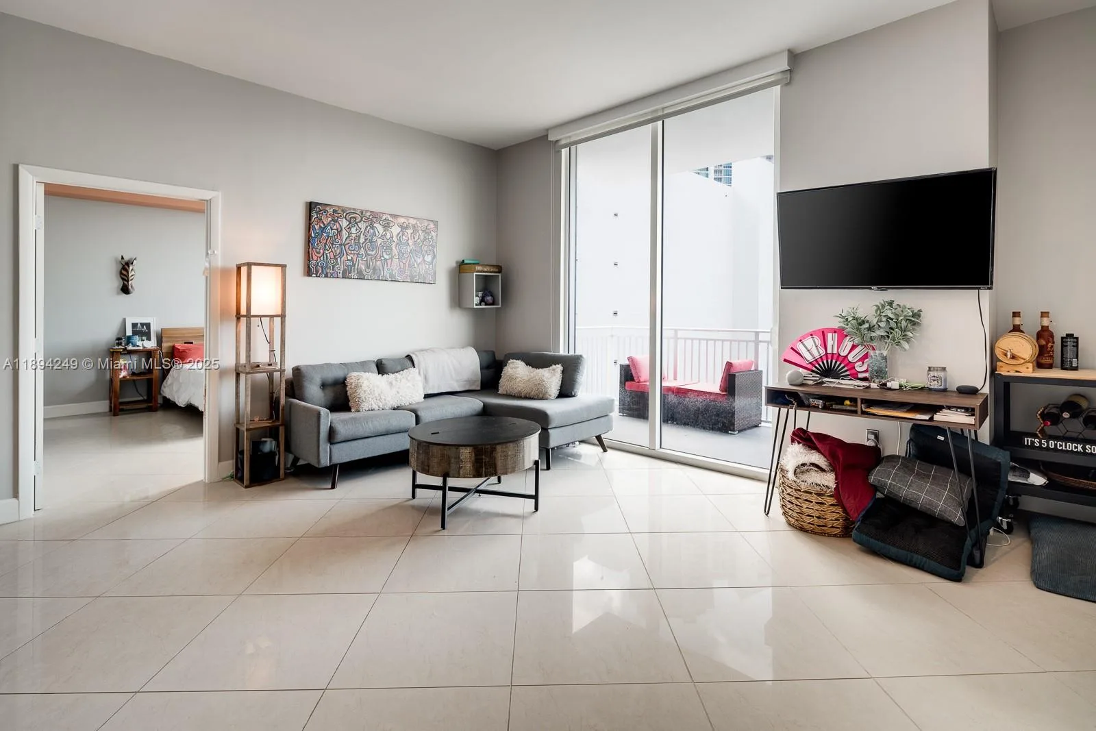 2275 Biscayne Blvd # 905, Miami, FL 33137 photo 2