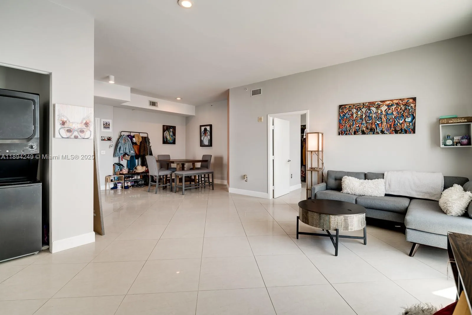 2275 Biscayne Blvd # 905, Miami, FL 33137 photo 3