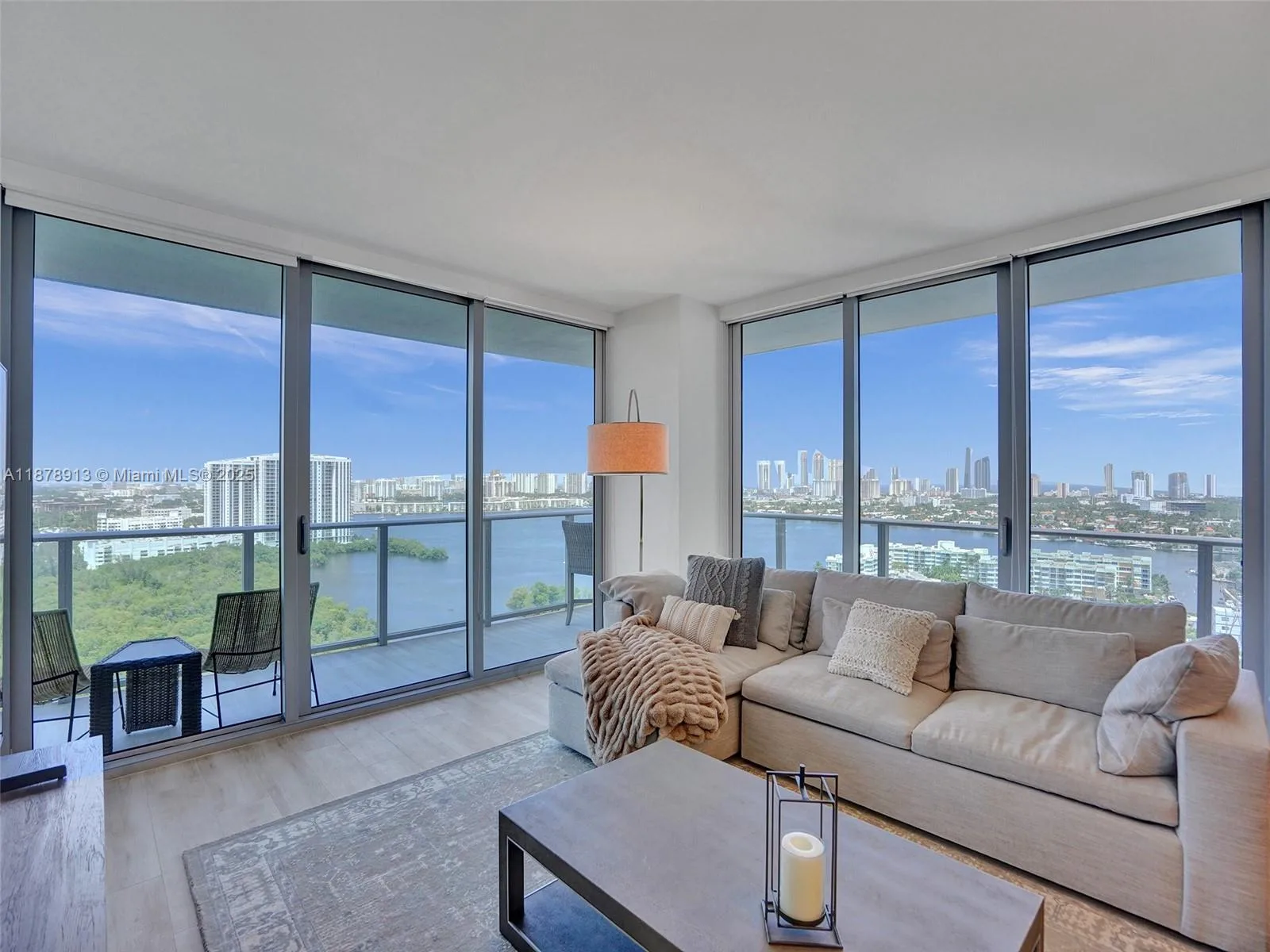 16385 Biscayne Blvd # 2107, North Miami Beach, FL 33160 photo 11