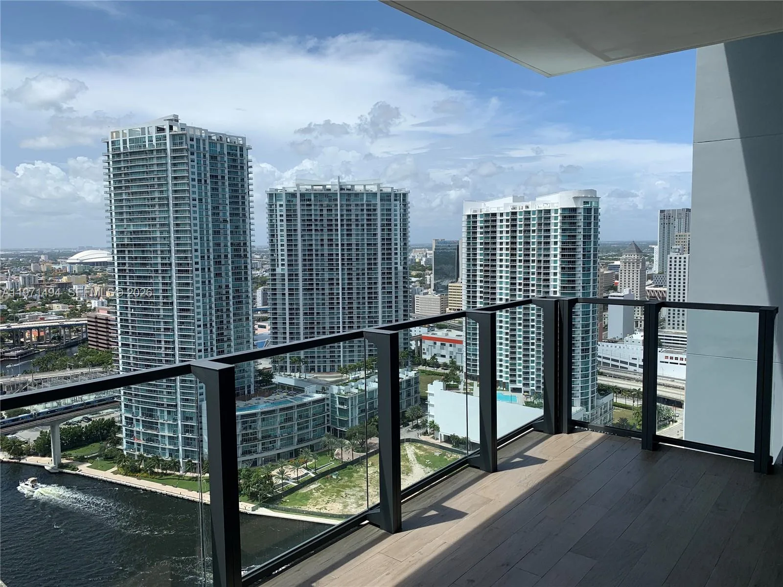 68 SE 6th St # 3010, Miami, FL 33131