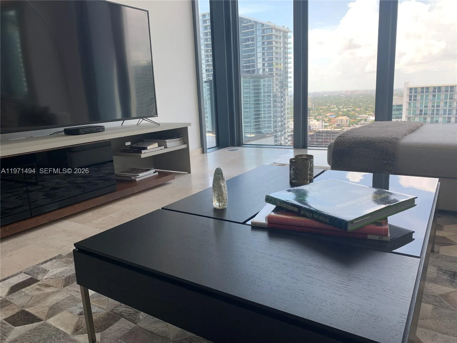 68 SE 6th St # 3010, Miami, FL 33131 photo 9