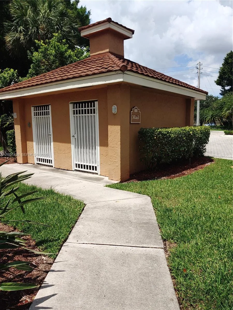 704 NW 92nd Ave # 704, Plantation, FL 33324 photo 10