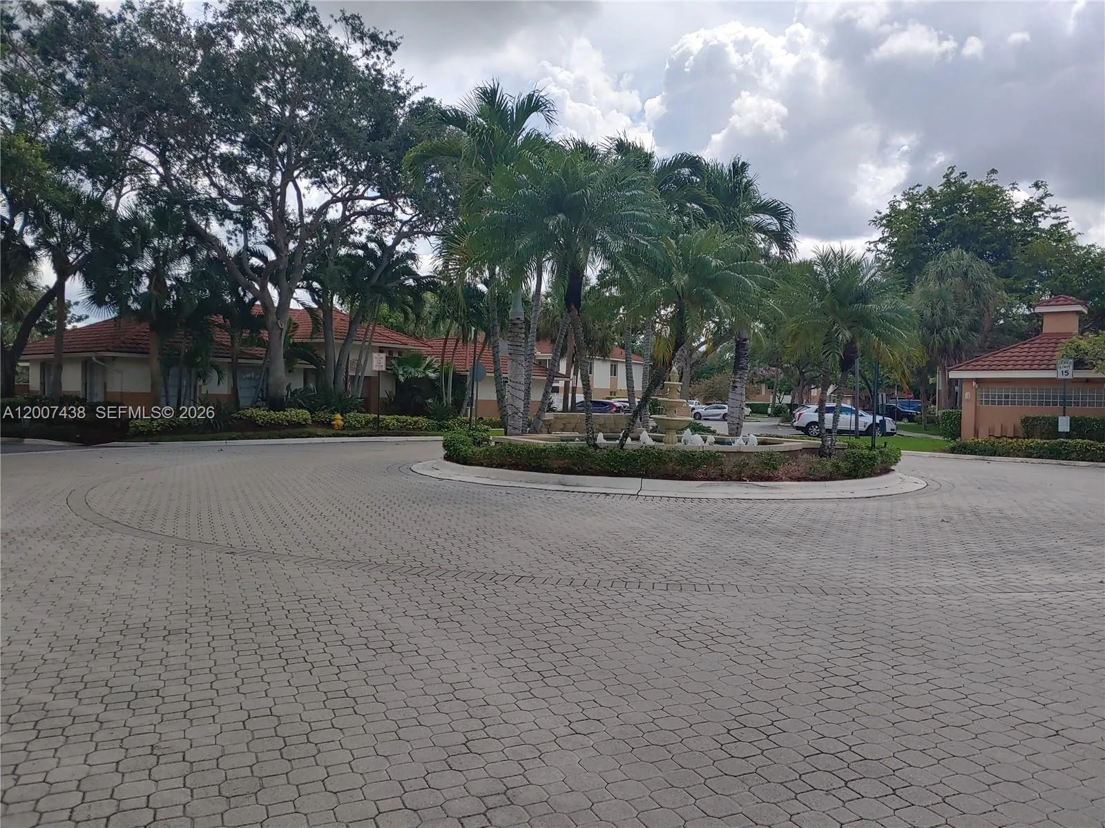 704 NW 92nd Ave # 704, Plantation, FL 33324 photo 5