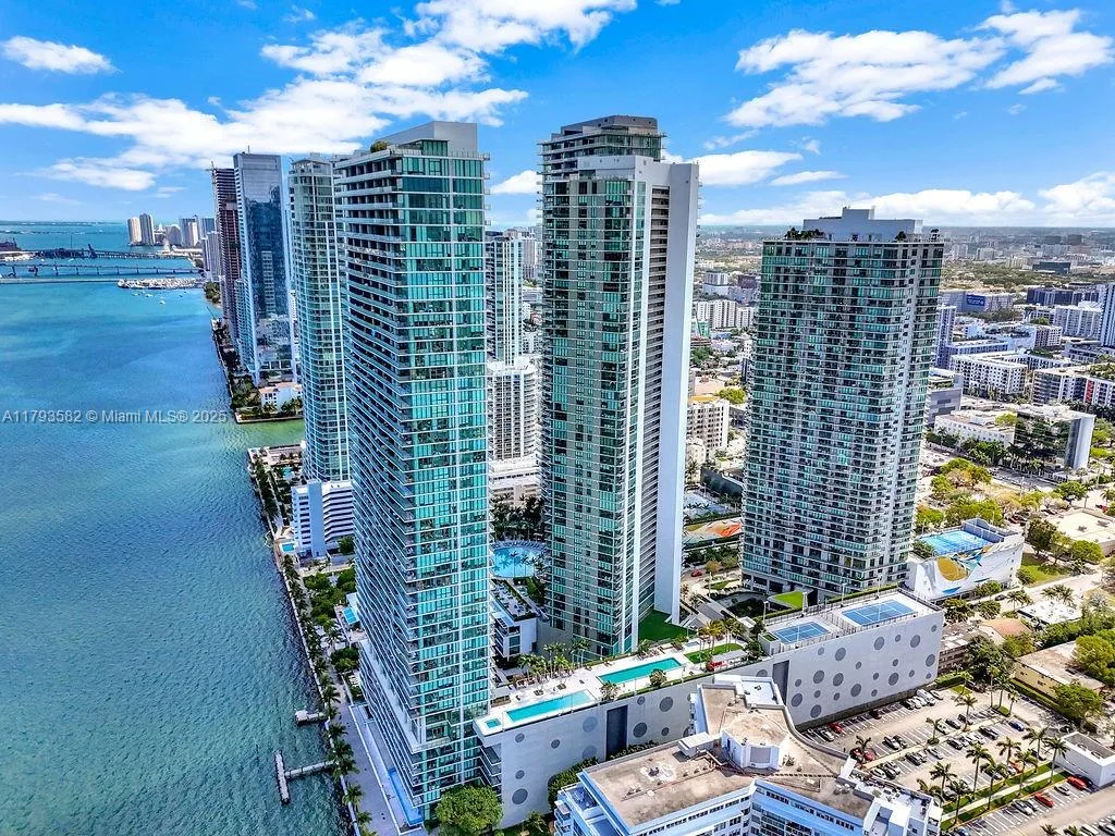650 NE 32nd St # 1004, Miami, FL 33137 photo 7