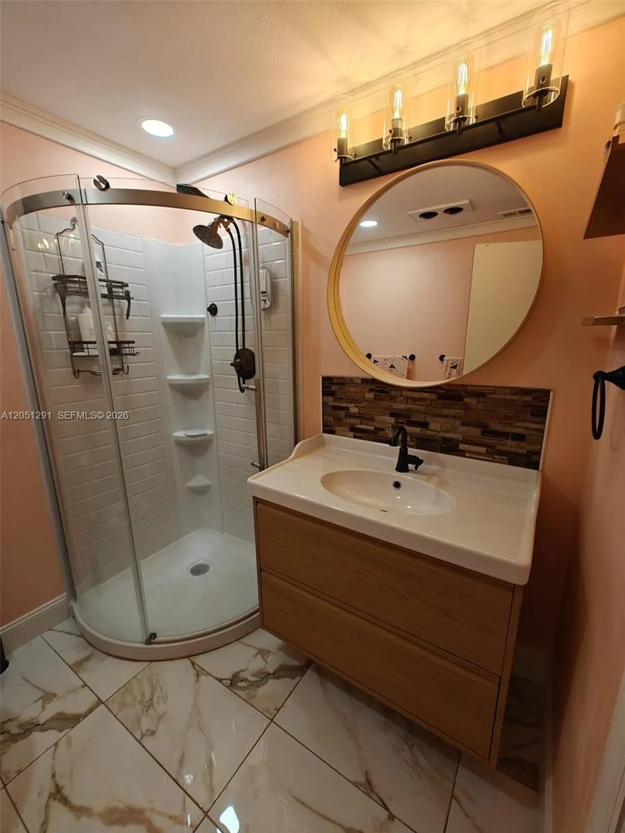 2418 Scott St, Hollywood, FL 33020 photo 12