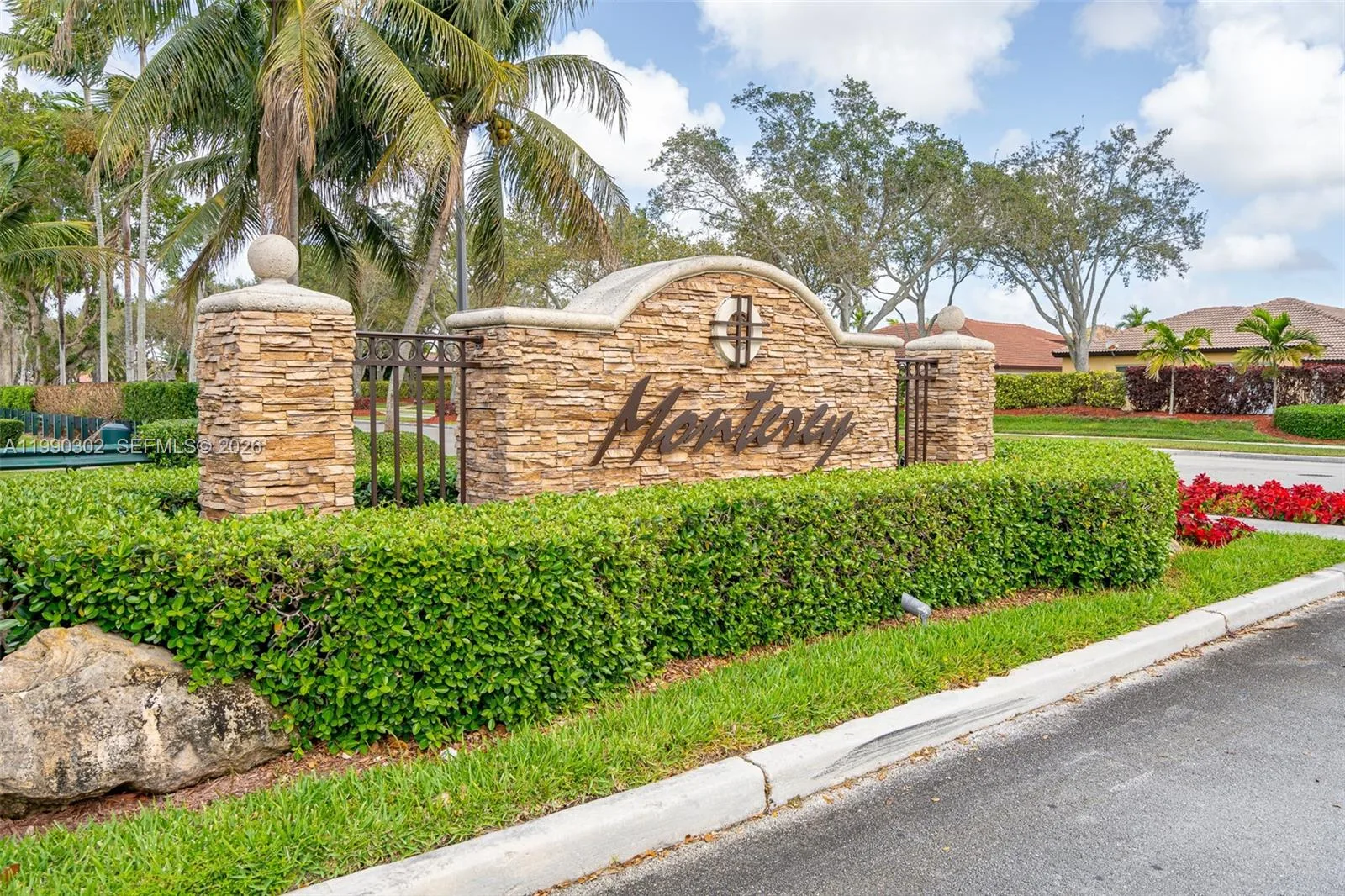 935 NE 33rd Ter # 203, Homestead, FL 33033 photo 3