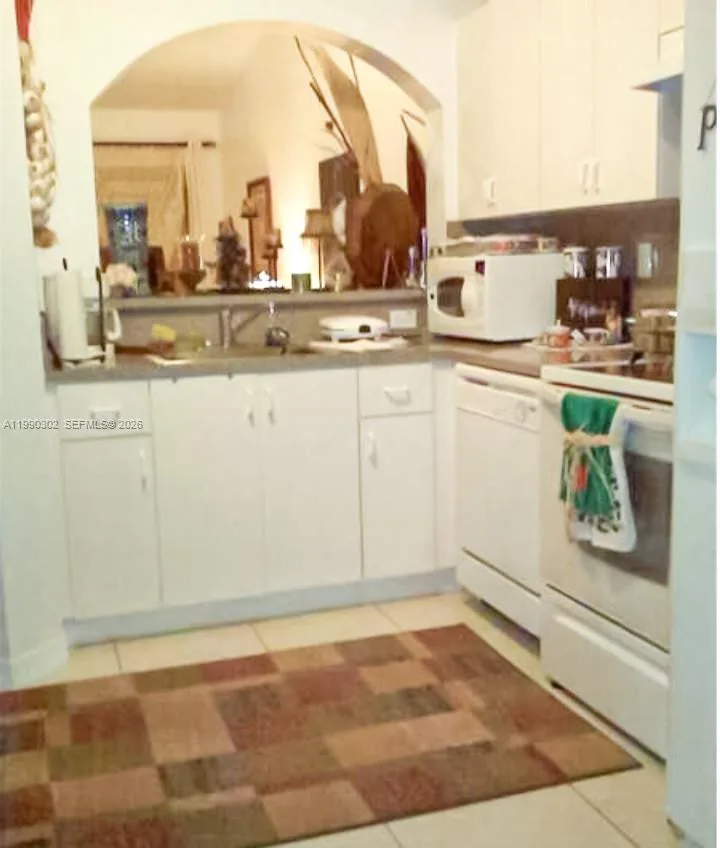 935 NE 33rd Ter # 203, Homestead, FL 33033 photo 5