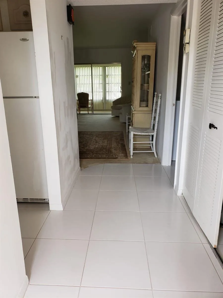 31 Abbey Lane # 206, Delray Beach, FL 33446 photo 5