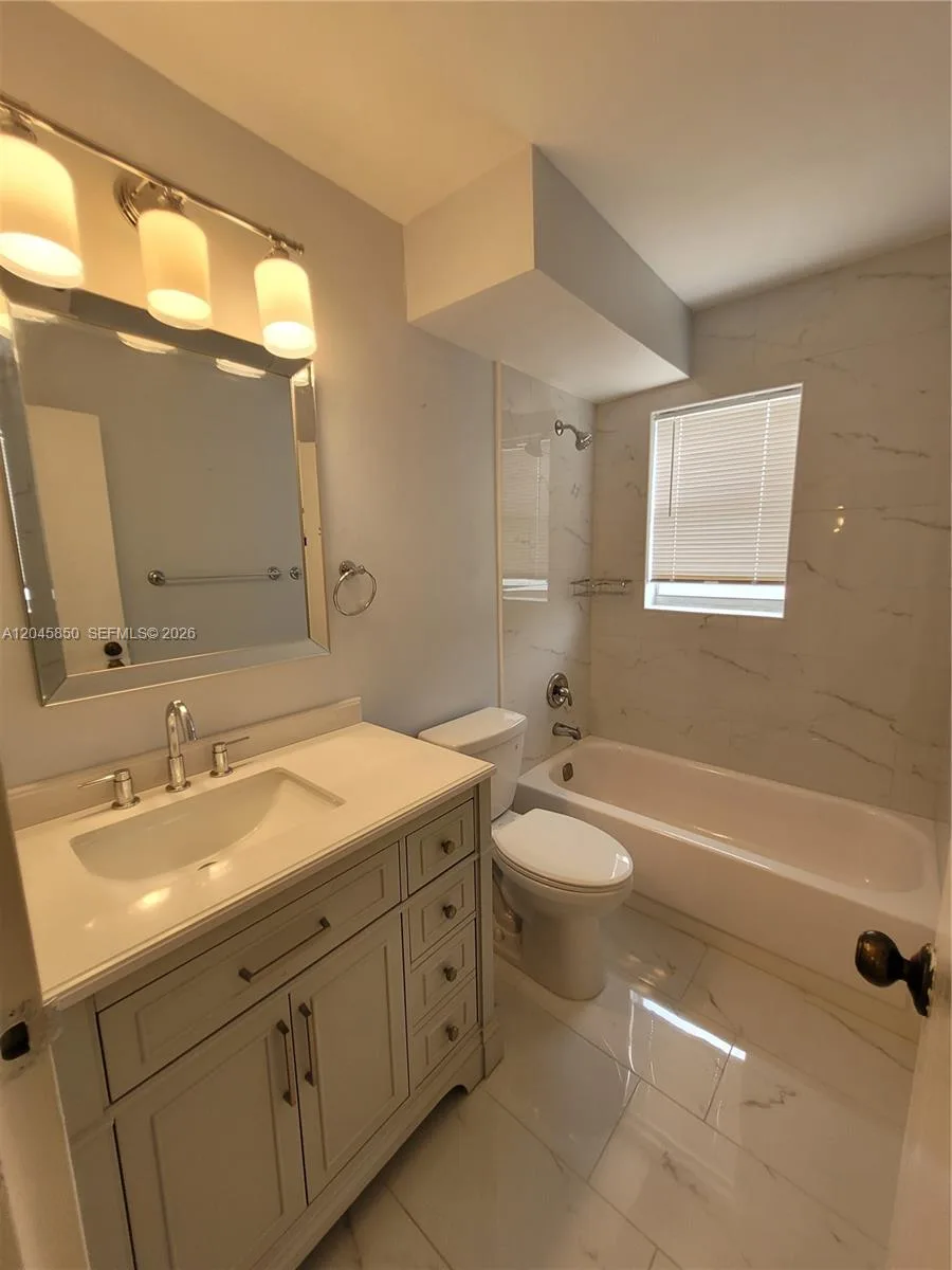 1800 N Lauderdale Ave # 1210, North Lauderdale, FL 33068 photo 4