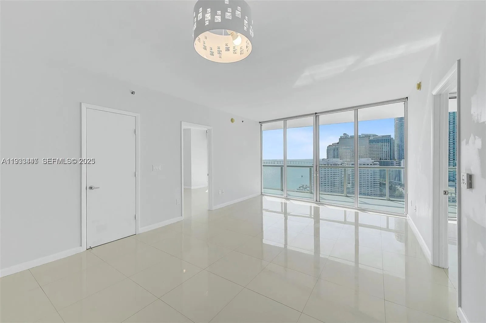 495 Brickell Ave # 2103, Miami, FL 33131 photo 8