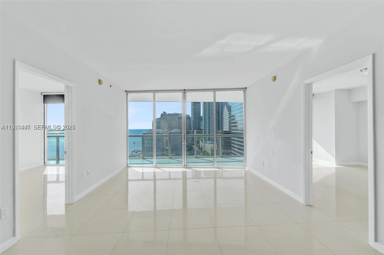 495 Brickell Ave # 2103, Miami, FL 33131 photo 9