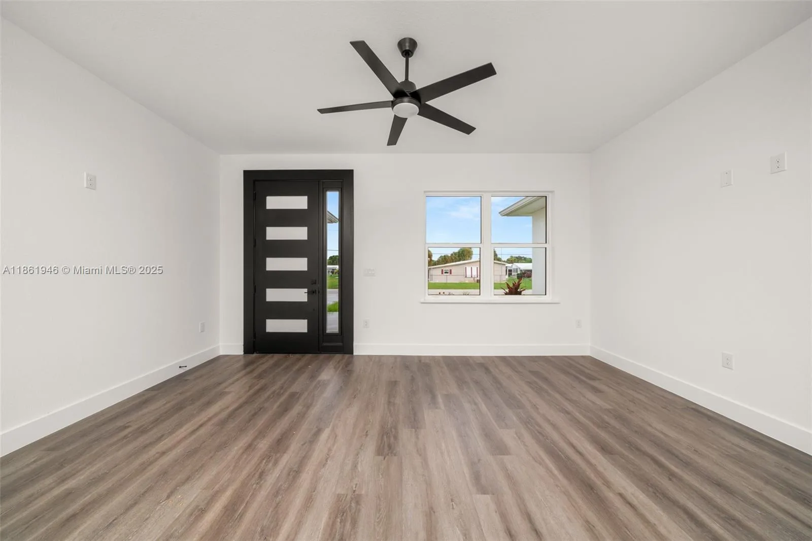1501 Mitchell Drive, Sebring, FL 33872 photo 2