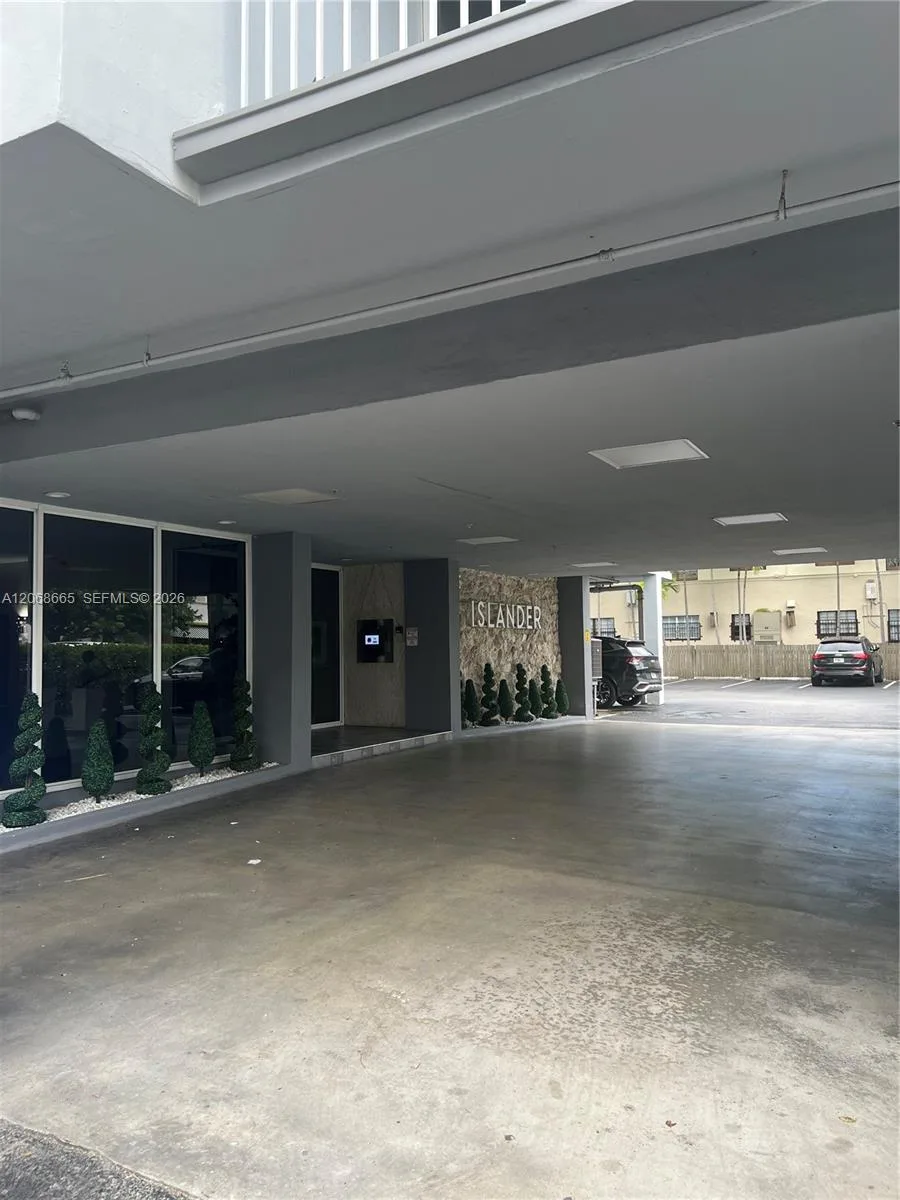 1255 Collins Ave # 705, Miami Beach, FL 33139 photo 2