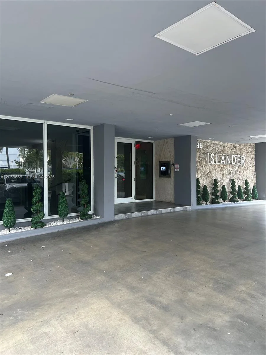 1255 Collins Ave # 705, Miami Beach, FL 33139 photo 3