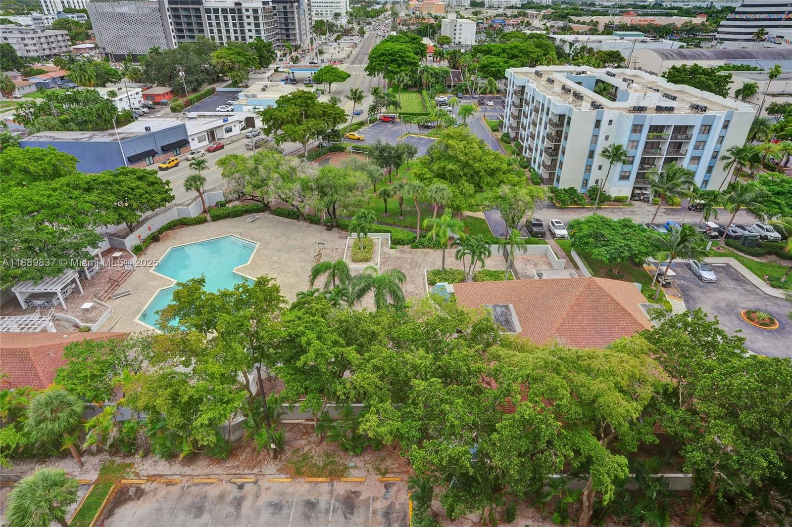 1470 NE 123rd St # A1213, North Miami, FL 33161 photo 3