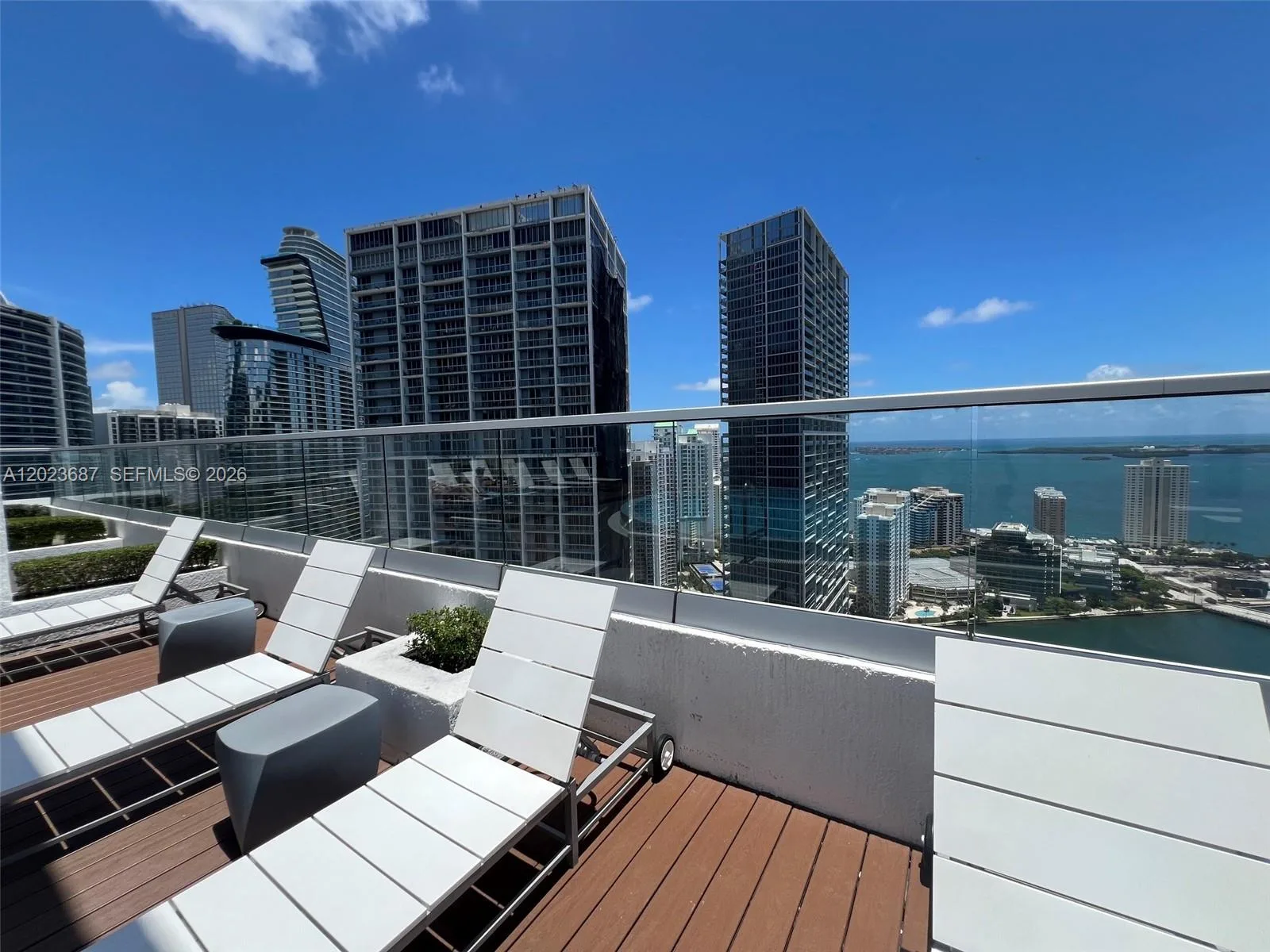 55 SE 6th St # 1506, Miami, FL 33131 photo 2