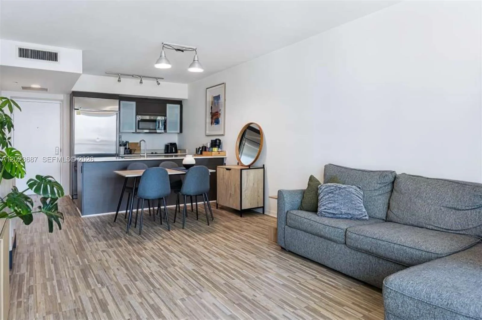 55 SE 6th St # 1506, Miami, FL 33131 photo 5