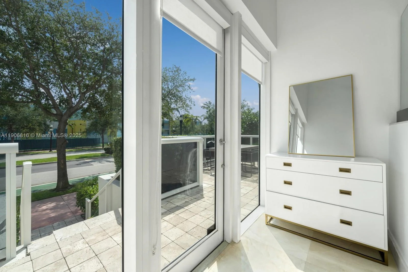 400 Alton Rd # TH-1A, Miami Beach, FL 33139 photo 13