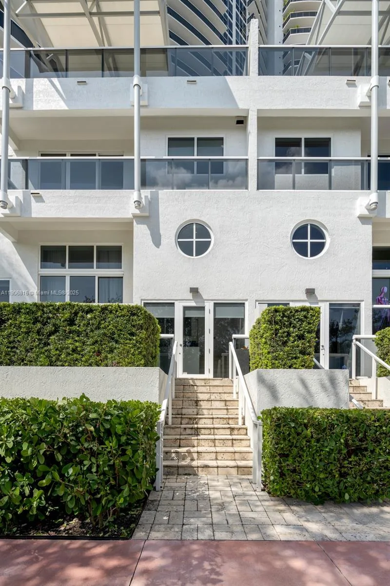 400 Alton Rd # TH-1A, Miami Beach, FL 33139 photo 8