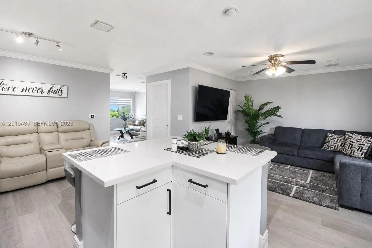 4946 SW 66th Ter, Davie, FL 33314 photo 6