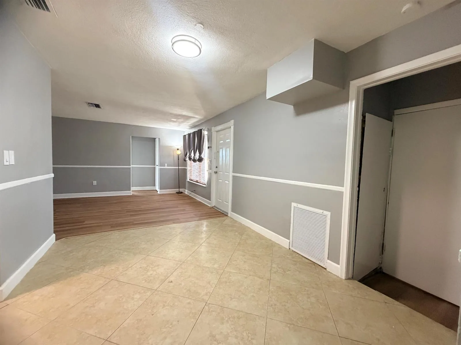8381 NW 28TH Place, Sunrise, FL 33322 photo 10