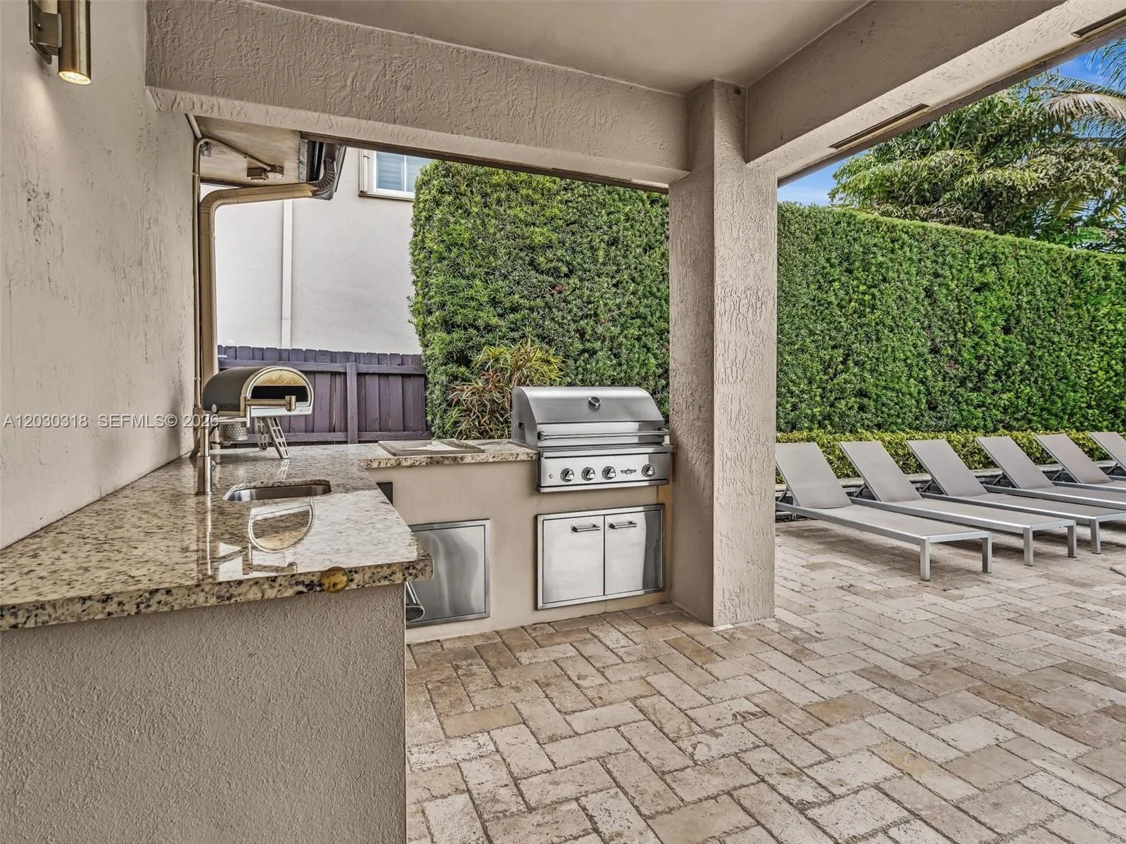 8052 NW 161st Ter, Miami Lakes, FL 33016 photo 5