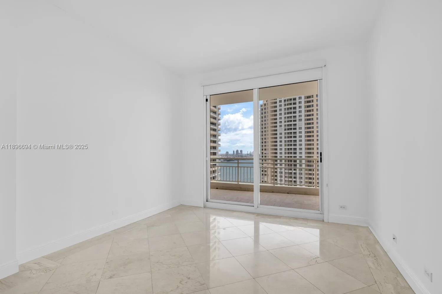 888 Brickell Key Dr # 2607, Miami, FL 33131 photo 12