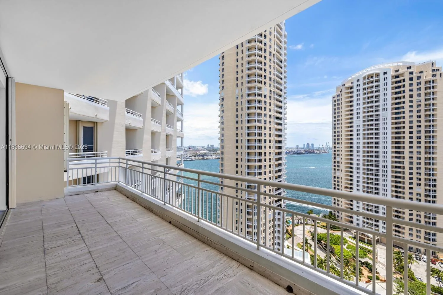 888 Brickell Key Dr # 2607, Miami, FL 33131 photo 2