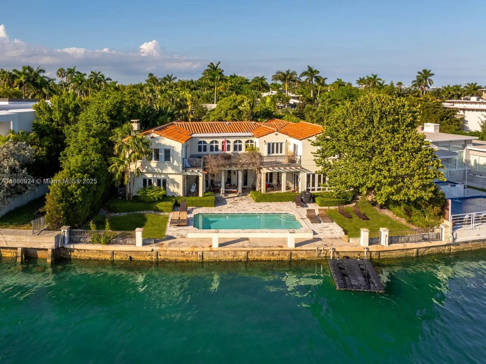 11 E Rivo Alto Dr, Miami Beach, FL 33139