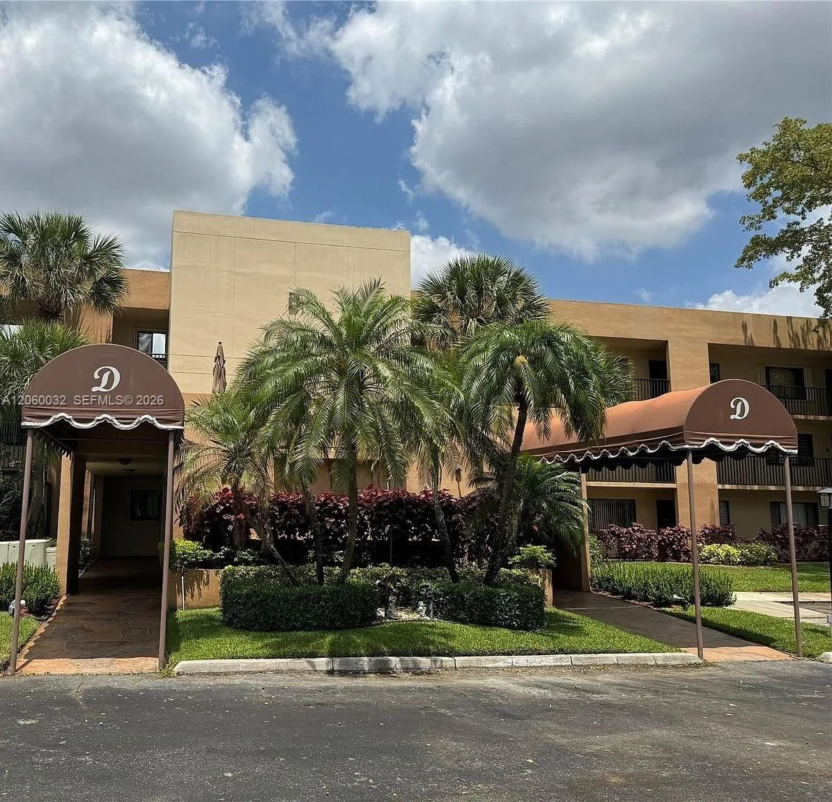 7370 Ashmont Cir # 301, Tamarac, FL 33321