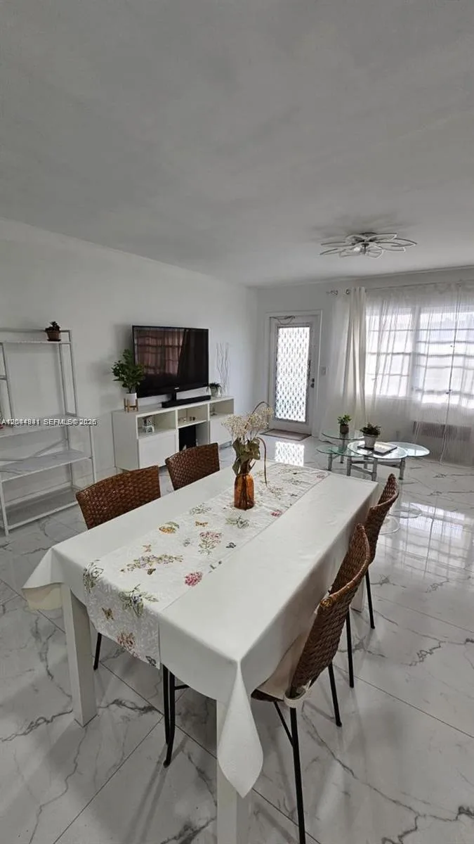 340 S Oakridge  S # 340, Deerfield Beach, FL 33442 photo 3