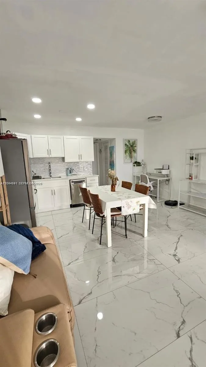 340 S Oakridge  S # 340, Deerfield Beach, FL 33442 photo 4
