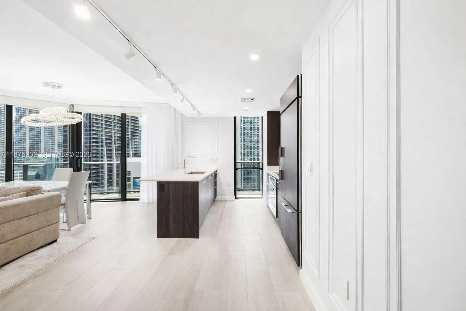 45 SW 9th St # 2303, Miami, FL 33130 photo 10