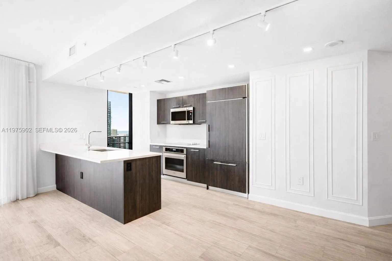 45 SW 9th St # 2303, Miami, FL 33130 photo 7