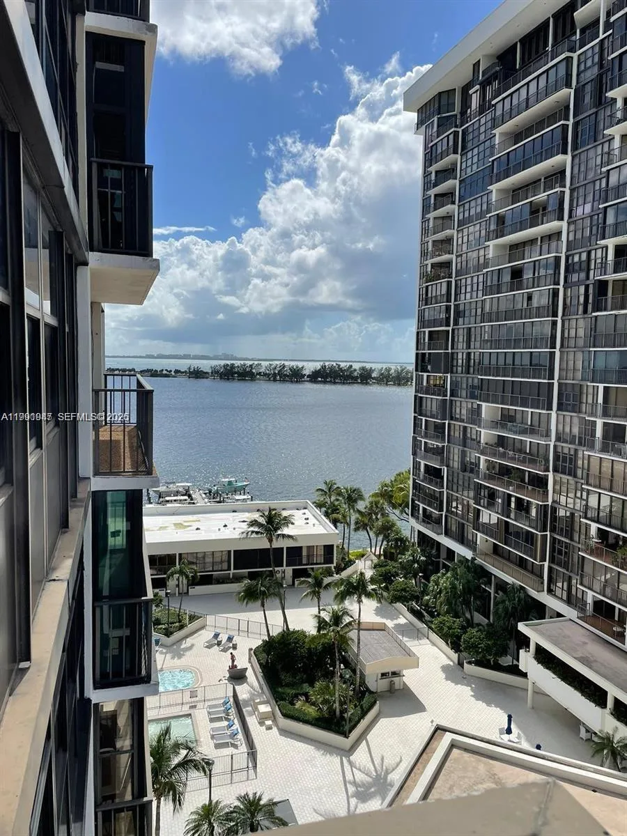 1915 Brickell Ave # C1109, Miami, FL 33129 photo 4