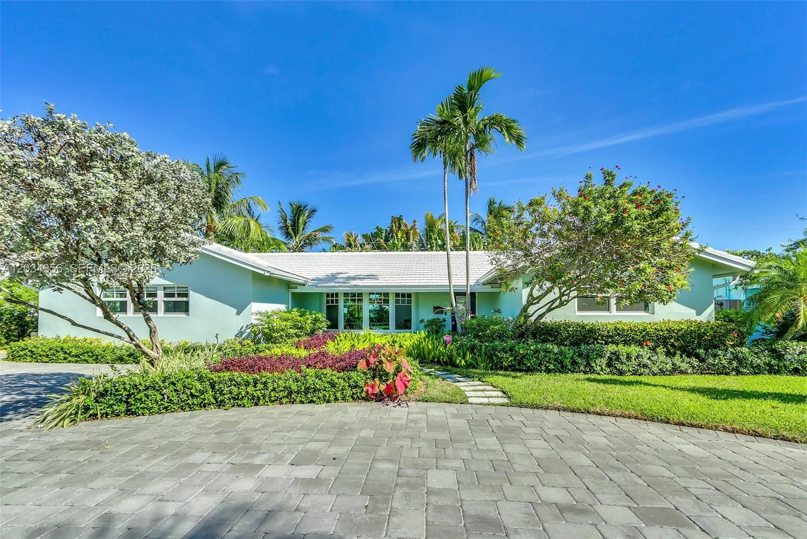 5800 NE 15th Ave, Fort Lauderdale, FL 33334