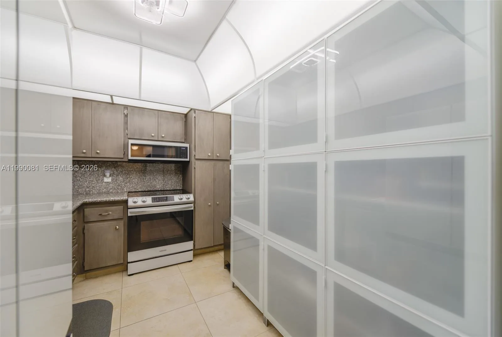 1980 S Ocean Dr # 4B, Hallandale Beach, FL 33009 photo 12