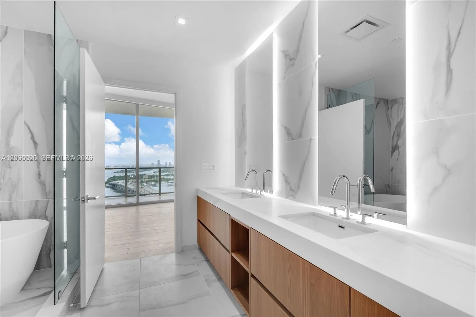 1400 Biscayne Blvd # 2905, Miami, FL 33132 photo 10