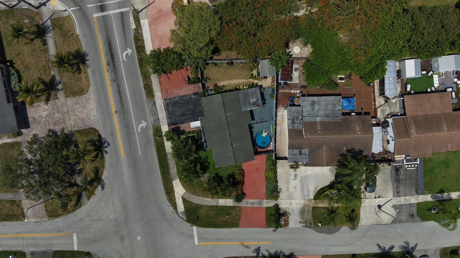 1010 SW 6TH Avenue, Deerfield Beach, FL 33441 photo 3