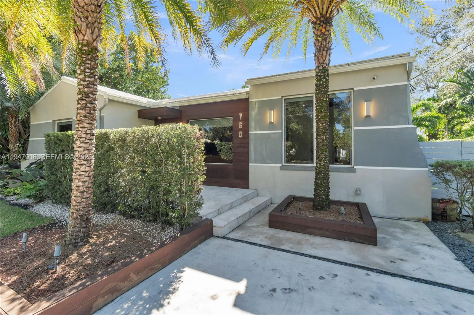 760 NE 115th St, Biscayne Park, FL 33161 photo 2