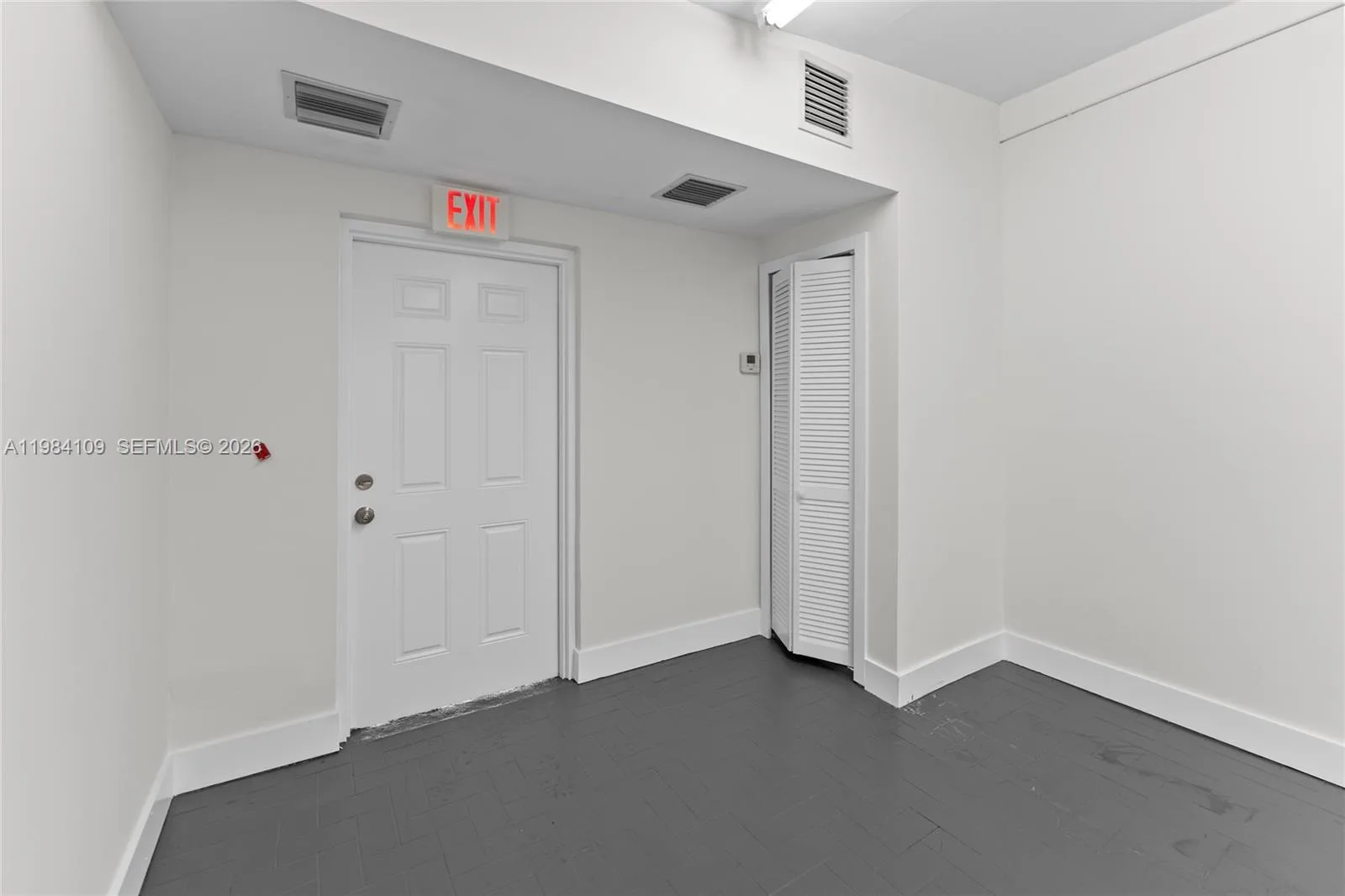 5810 W Flagler St # 5810, Miami, FL 33144 photo 12