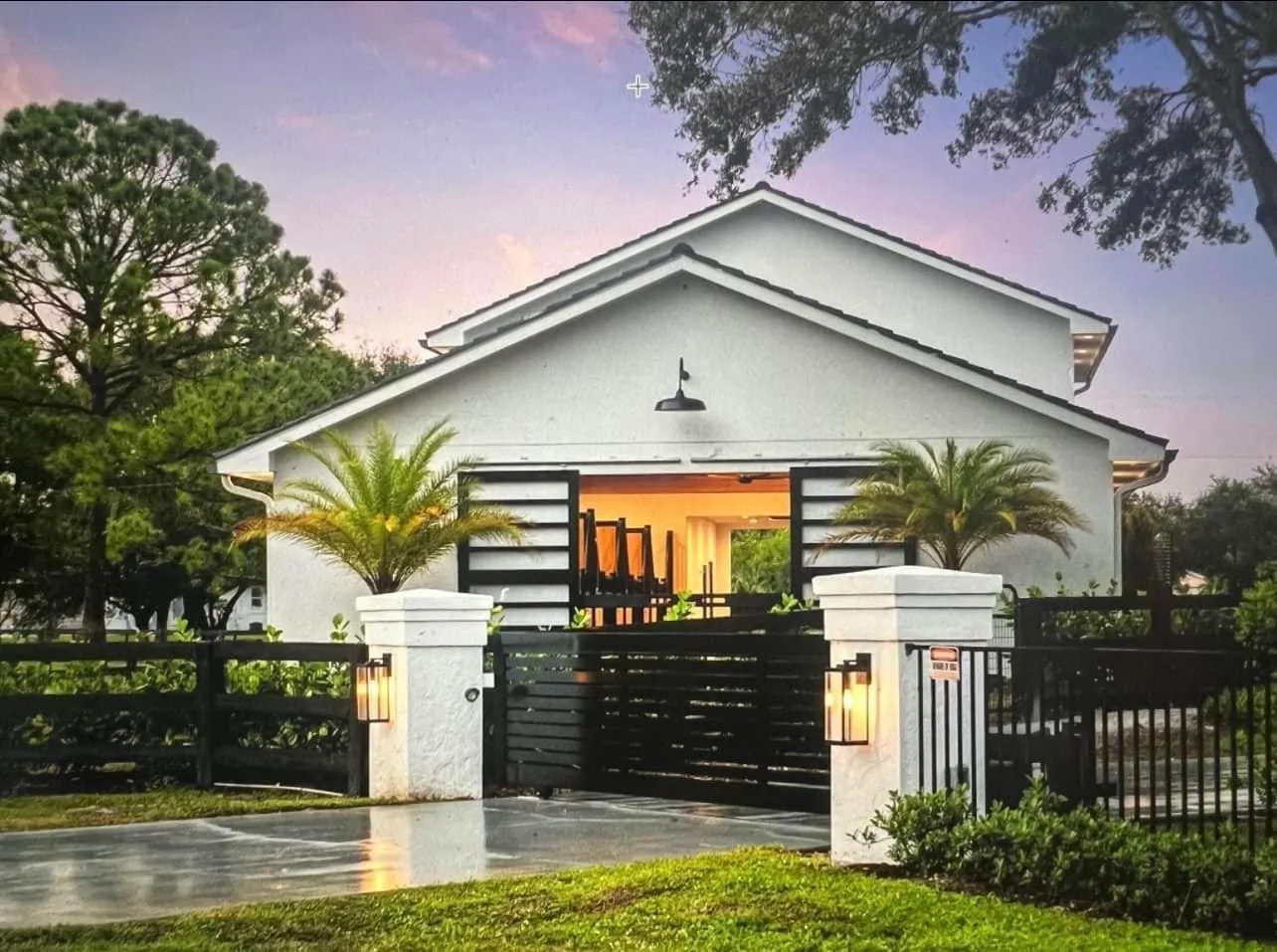 14322 Drafthorse Lane # Stalls, Wellington, FL 33414