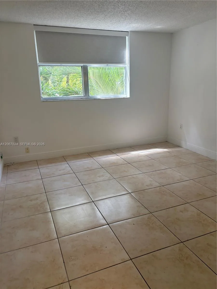 1805 Sans Souci Blvd # 325, North Miami, FL 33181 — zdjęcie 4