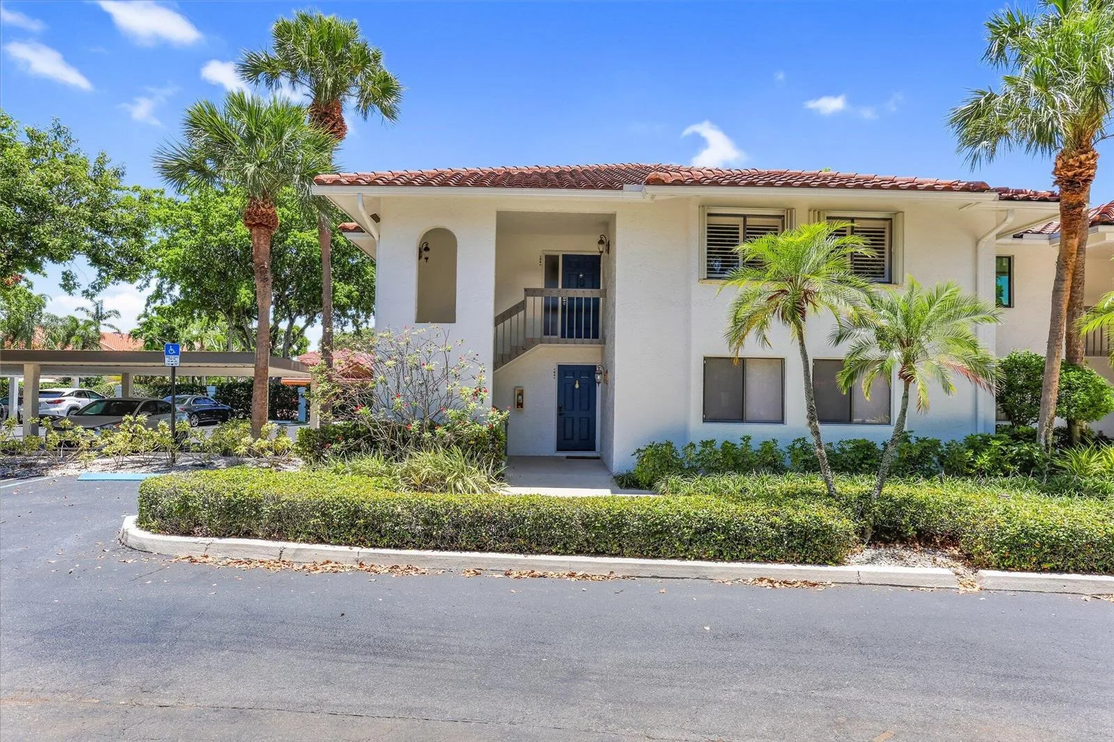 60 Pelican Pointe Drive # 201, Delray Beach, FL 33483